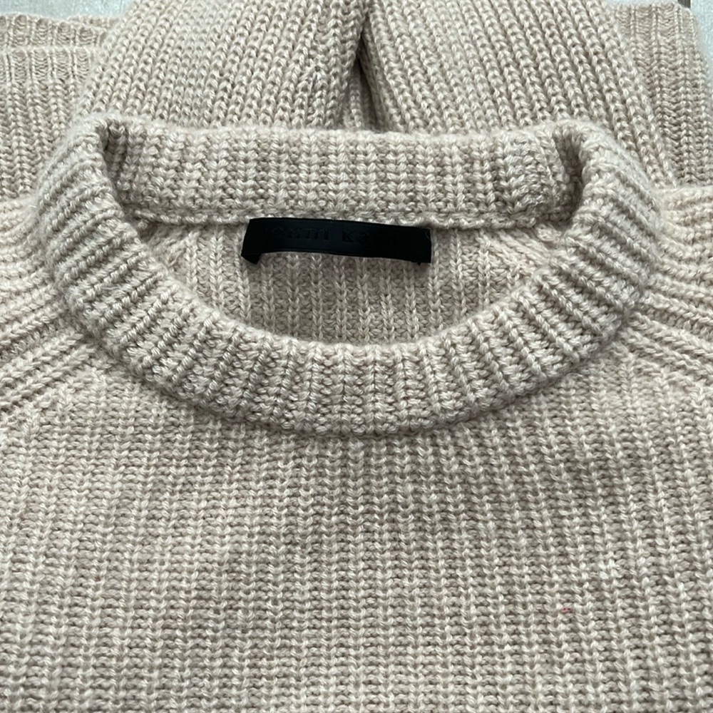 Jenni Kayne 100% cashmere sweater